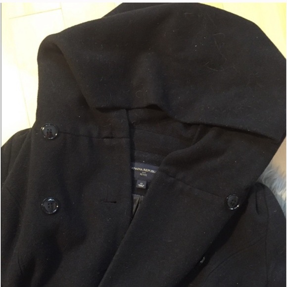 Banana Republic Petite Extra Large Hood Peacoat - Picture 2 of 3